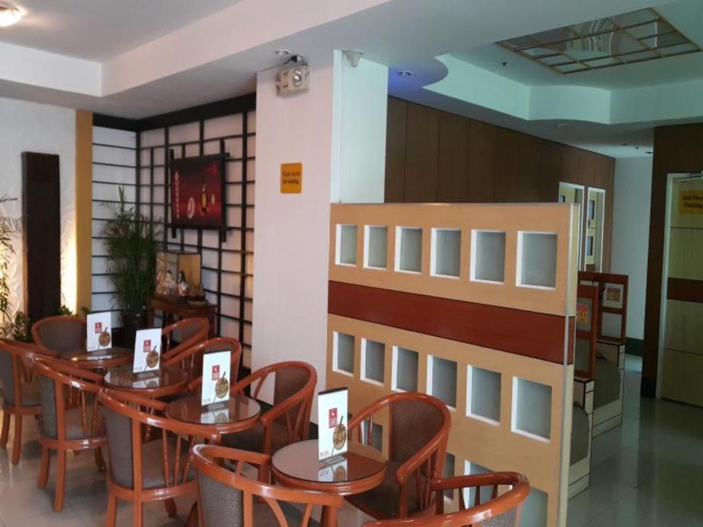 崇光梅萨站百货酒店 马尼拉 外观 照片
